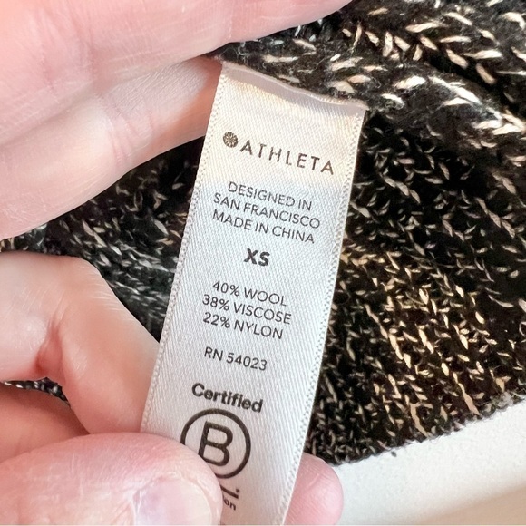 Athleta Sierra Crewneck Sweater XS Black Marl Relaxed Wool Blend - Picture 4 of 8